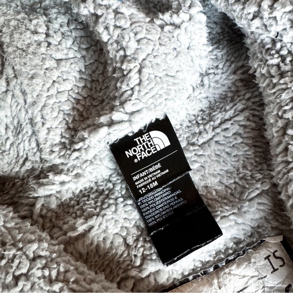 North Face • Thermoball Bunting Suit - Picture 6 of 6